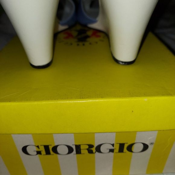 Vintage  Giorgio Beverly Hills Shoes - Picture 8 of 8